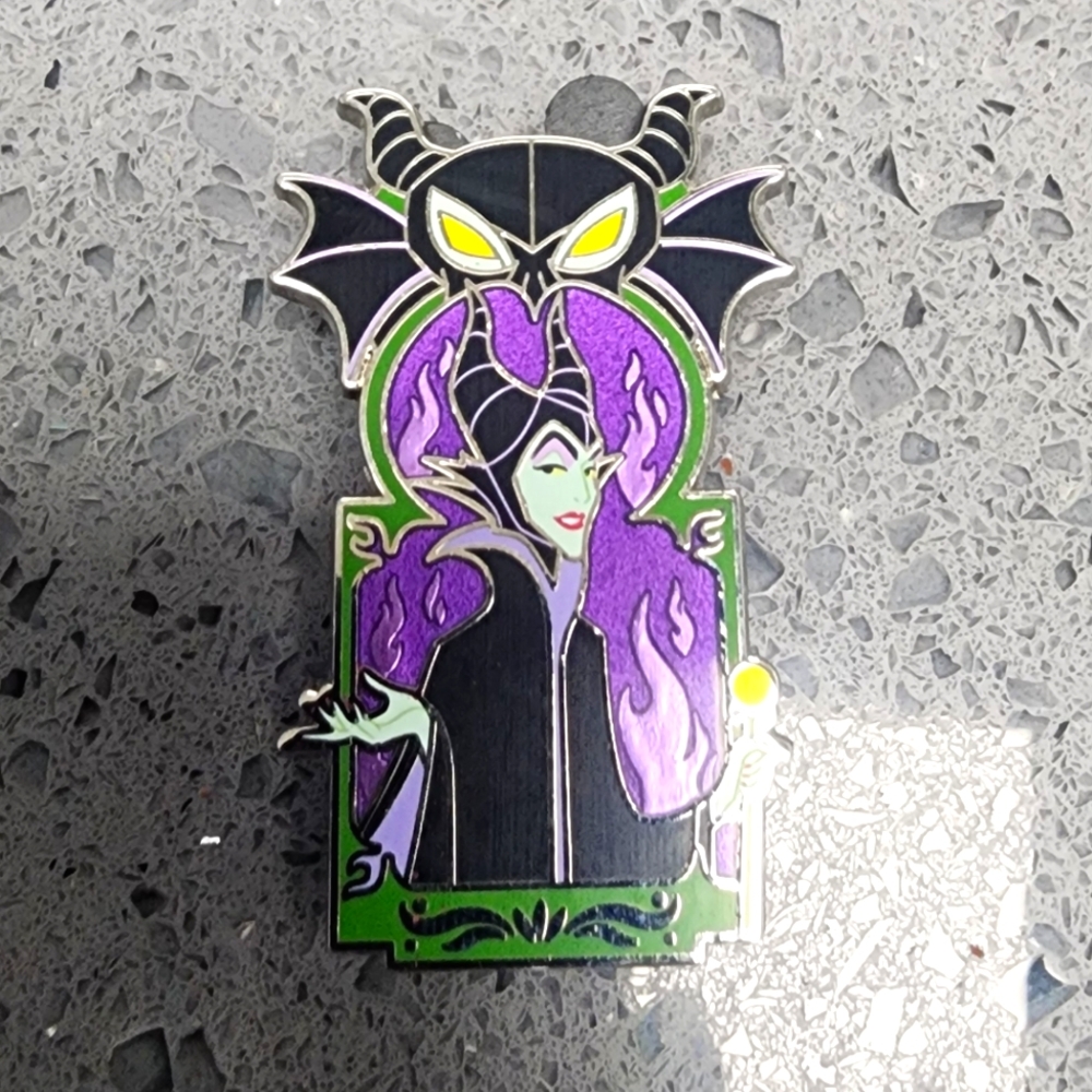 Disney trading pin Villains 2024